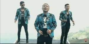 Lirik Lagu Nunga Adong Nampuna Au - Nabasa Trio