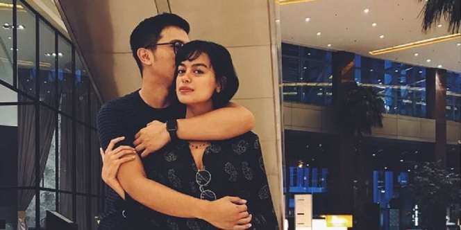 Mesra Banget, Ini 10 Potret Kebersamaan Eva Celia dan Kekasih yang Jarang Disorot
