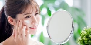 5 Rekomendasi Sunscreen yang Cocok untuk Kulit Berminyak, Anti Lengket dan Kilap