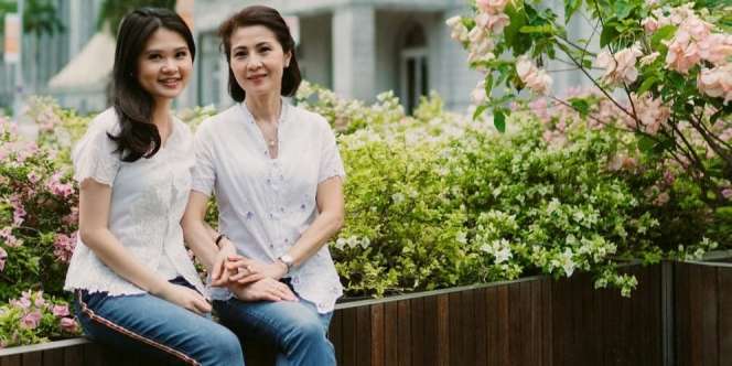 Foto Bareng Felicia Tissue, Meilia Lau Tulis Pesan untuk Sang Putri di Hari Kartini