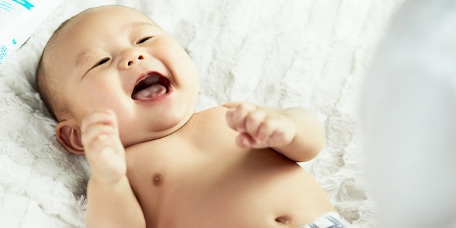 Aturan Penggunaan Minyak Telon yang Benar Pada Bayi