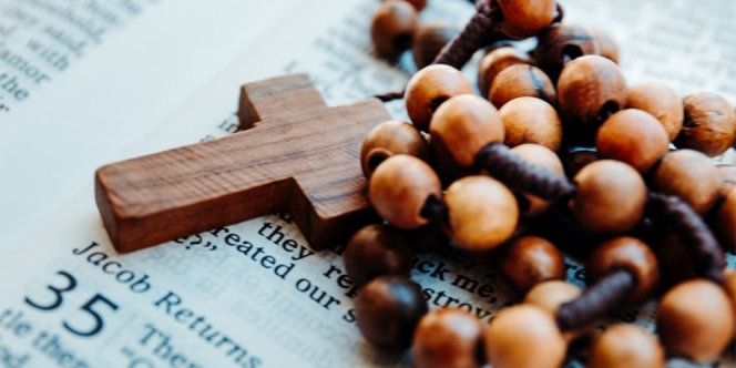 30 Kata Ucapan Turut Berduka Cita Kristen, Tulus dan Menyentuh Hati