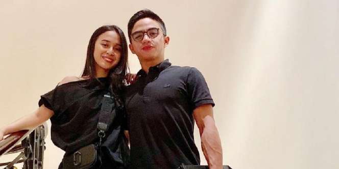 10 Potret Kemesraan Mantan Artis Cilik Nimaz Dewantary dengan Sang Kekasih