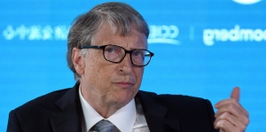 Saham Microsoft Koreksi Lagi, Dampak Perceraian Bill Gates?