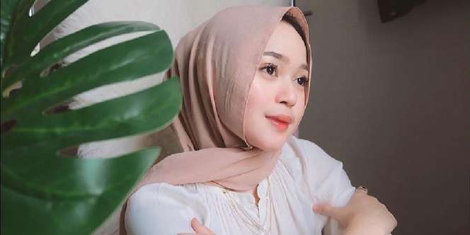 10 Potret Pesona Cecilia Gina, Anak Master Limbad yang jadi Calon Dokter Gigi