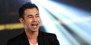 Bikin Haru, Raffi Ahmad Unggah Video Lawas Orang Tuanya Saat Lamaran