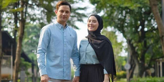 Tak Lagi Sembunyikan Hubungan, Ini 10 Potret Mesra Lucky Perdana dan Lidi Brugman