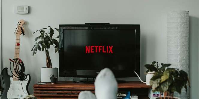 Apa itu Netflix and Chill? Ternyata Banyak yang Salah Kaprah lho