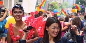 Deretan Selebriti Indonesia yang Pernah Ikuti Pride Parade di Amerika, Dandanannya Curi Perhatian