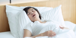Ngiler saat Tidur Tanda Masalah Keseharan, Bener Gak Sih?