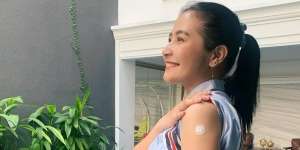 10 Reaksi Unik Selebriti Tanah Air Lakukan Vaksin Covid-19