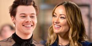 Liburan Bersama, Harry Styles dan Olivia Wilde Kepergok Sedang Berciuman di Atas Kapal!