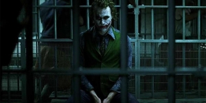 40 Kata-Kata Bijak dari Film Joker, Versi Heath Ledger dan Joaquin Phoenix