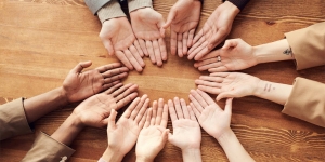 140 Kata-Kata Solidaritas Tanpa Batas untuk Teman, Inspirasi Sebuah Kebersamaan