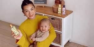 10 Potret Kiyoji Bachdim Anak Ketiga Jennifer Bachdim Miliki Mata Abu-Abu!