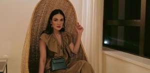 Luna Maya Umbar Foto Tanpa Make Up Saat Ibunya Ulang Tahun, Parasnya Curi Perhatian