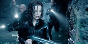 Film 'Underworld: Evolution', Serunya Kisah Pertarungan Kaum Vampir dan Manusia Serigala