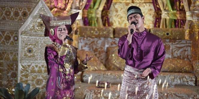 Ini Potret Malam Bainai Lesti Kejora dengan Busana Adat Minangkabau, Memesona dan Bikin Pangling!