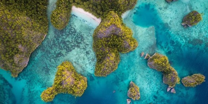 4 Pulau Eksotis yang Wajib Masuk ke Dalam Wish List Liburan