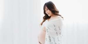 6 Potret Cherly Juno Mantan Cherry Belle Lakukan Maternity Shoot, Pamer Baby Bump