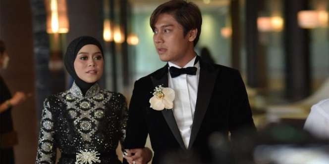 Momen Manis di Hajatan Sukses Leslar, Lesti Kejora Persembahkan Lagu Khusus untuk Rizky Billar