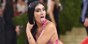 7 Potret Lourdes Leon, Anak Madonna yang Percaya Diri Pamerkan Bulu Ketiak di Met Gala 2021!