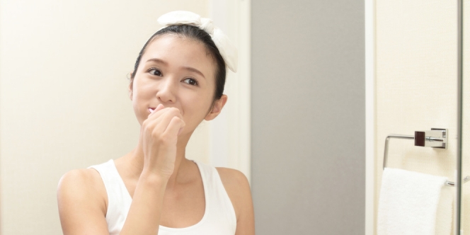 5 Kesalahan Menyikat Gigi yang Biasa Dilakukan, Kamu Gini Juga Nggak?