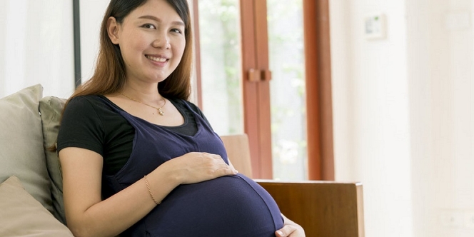 Apakah Perut Kembung Bisa Jadi Indikasi Awal Kehamilan?