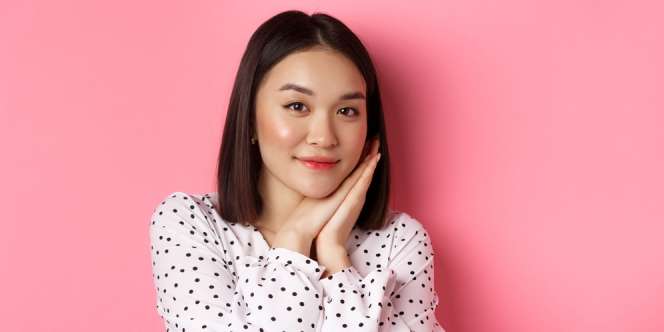 Rekomendasi Blush On Stick untuk Makeup Natural Sehari-hari, Super Praktis!