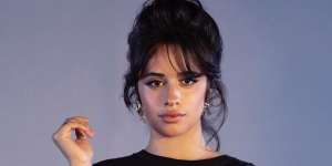 Lirik Lagu Oh Na Na - Myke Towers, Camila Cabello