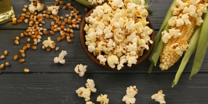 9 Cara Membuat Popcorn Aneka Rasa, Simple dan Gampang Banget!