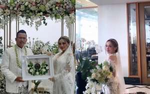 7 Potret Akad Nikah Cupi Cupita dan Bintang Bagus yang Digelar dengan Adat Sunda