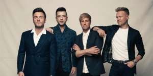 Lirik Lagu Alone Together - Westlife