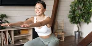 Apakah Benar Latihan Yoga Bisa Bikin Moms Cepat Hamil?