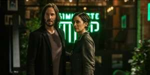 The Matrix Resurrection, Kembalinya Keanu Reeves sebagai Neo dengan Tampilan Baru