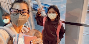 Sempat Tertunda, Ini 10 Potret Perjalanan Jennifer Bachdim dan Anak-anaknya dari Bali ke Jerman