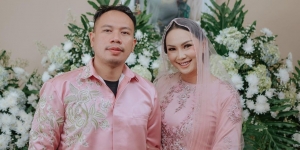 Pernah Kawin-Cerai 24 Kali, Vicky Prasetyo Senang Bisa Rayakan Satu Tahun Pernikahan dengan Kalina Ocktaranny