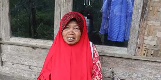 Seharian Keliling Kampung Jualan Bakwan, Nenek Ini Cuman Diupah 3000 Rupiah