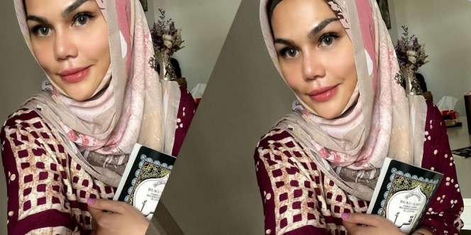 Dj Katty Butterfly Unggah Momen Belajar Mengaji Lagi, Pose Berhijab Sambil Pegang Iqra jadi Sorotan