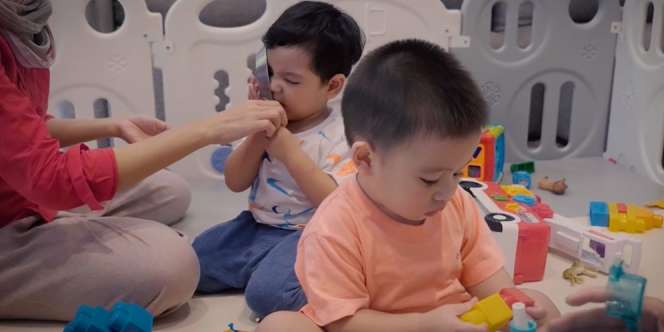 Bro Sejak Lahir, Ini Potret Playdate Baby Athar Anak Citra Kirana dan Shaquille Putra Cut Meyriska