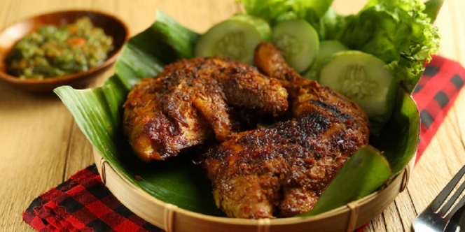 5 Resep Ayam Bakar Gurih dan Enak dengan Cara Simple, Bisa Bakar Pakai Teflon!
