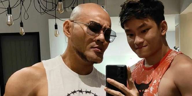 Azka Corbuzier Siap Tanding Tinju dengan Vicky Prasetyo, Live di Close The Door