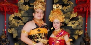 Bak Prewedding, Ini Gaya Femmy Permatasari Lakukan Pemotretan Bareng Suami dengan Tema Baju Adat Bali