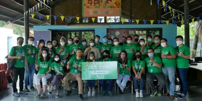 Daikin Gelar Aksi Sosial Bagi-Bagi Sembako Ramadan, Kolaborasi dengan Yayasan BenihBaik