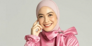 10 Gaya Hijab Simple Dian Ayu Lestari, Bisa Ditiru Agar Tampil Menawan di Hari Lebaran Nanti!