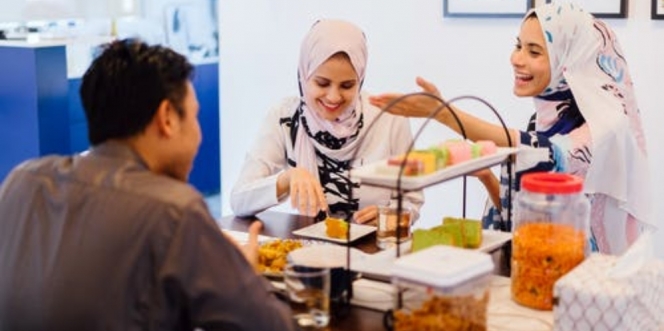 Apa Sih Arti dan Makna Halal Bihalal? Tradisi Usai Lebaran yang Masih Berlangsung di Indonesia
