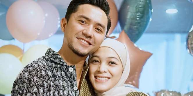 Selamat, Ananda Omesh dan Dian Ayu Lestari Dikaruniai Anak Ketiga