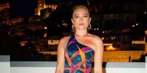 Gaun Transparan yang Dikenakan Tuai Hujatan Netizen, Florence Pugh Beri Balasan Menohok!