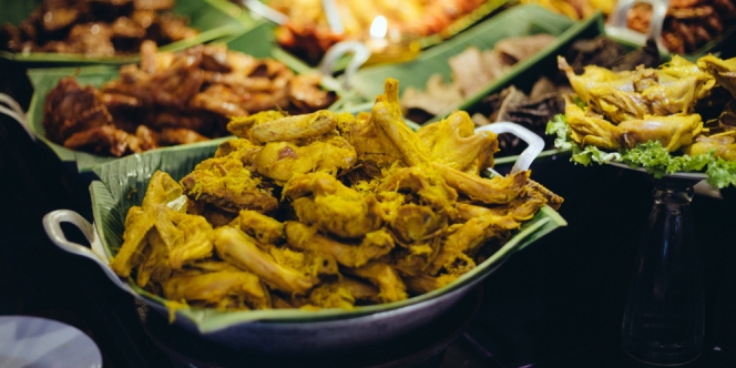 53 Nama Makanan Tradisional Khas Indonesia, Asal Daerah dan Gambarnya