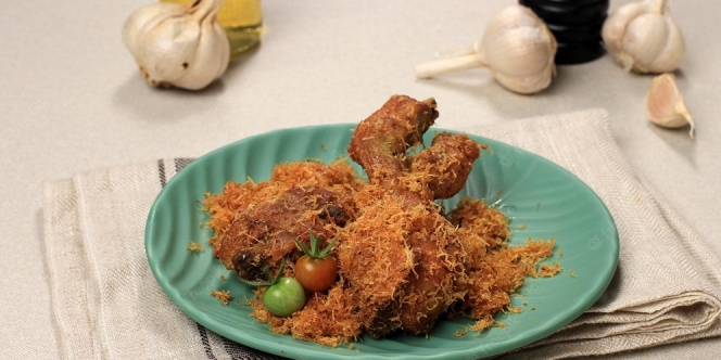 8 Resep Ayam Goreng Lengkuas Sederhana yang Empuk dan Mudah Dibuat!
